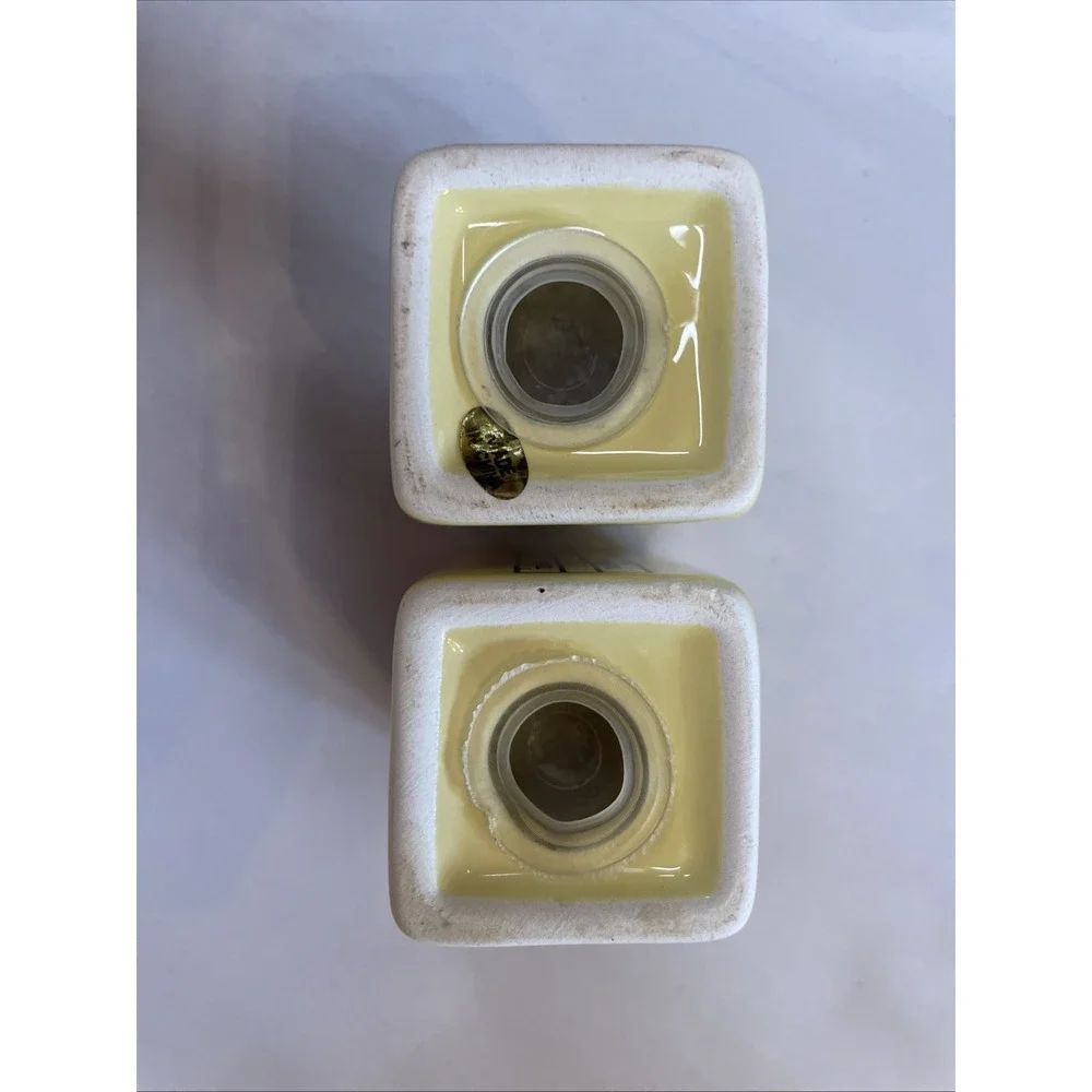 Salt & Pepper Shakers | Butter Y'All Paula Deen | 2 oz.‎ Graduated Yellow Blue
